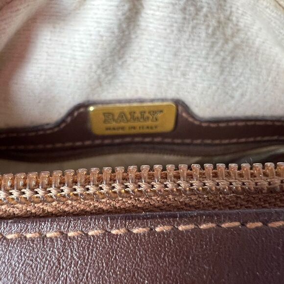 NWOT Bally Canteen - Picture 7 of 10